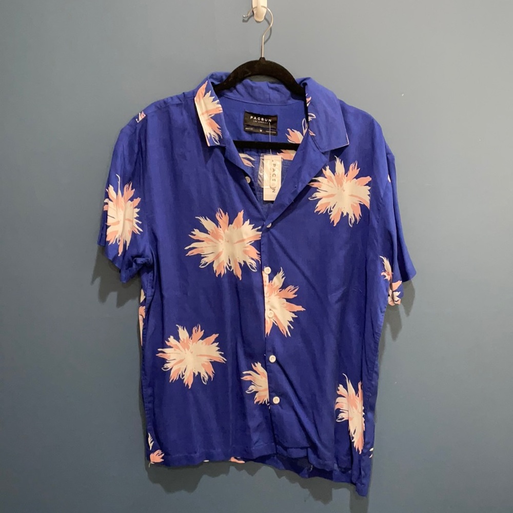 PacSun Top Medium